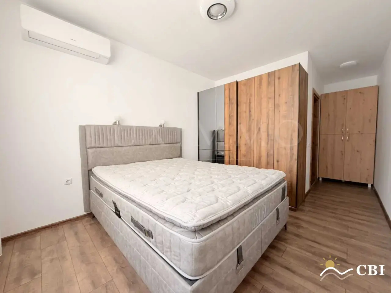 Apartment, 3-room, 100 m², in Burgas. Photo 7 of 15. Burgas, Black Sea, Bulgaria. Cheap Beach Holiday.