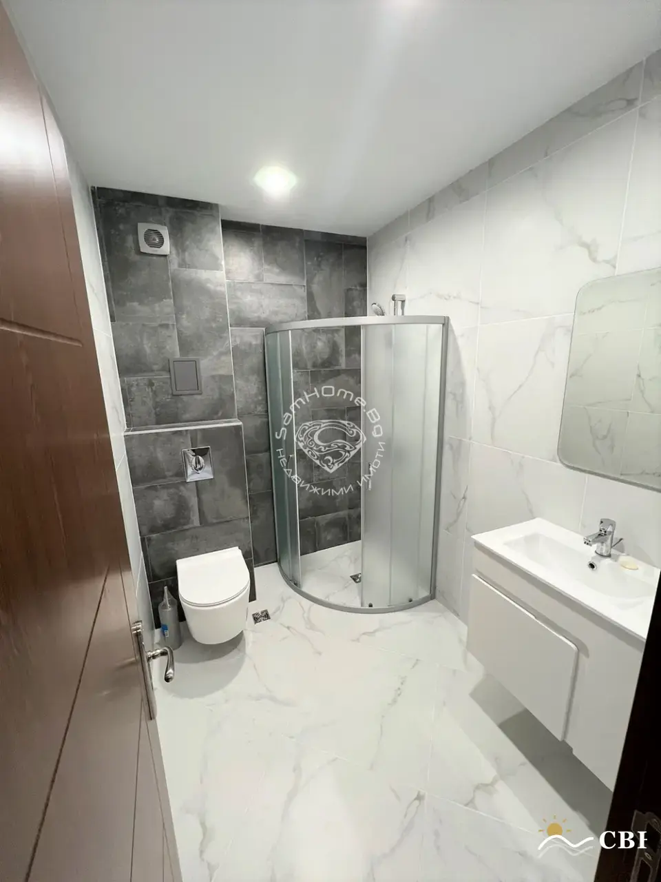 Apartment, 2-room, 110 m², in Varna. Photo 8 of 11. Varna, Black Sea, Bulgaria. Cheap Beach Holiday.