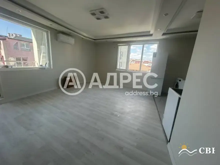 Apartment, 3-room, 80 m², in Varna. Photo 2 of 13. Varna, Black Sea, Bulgaria. Cheap Beach Holiday.