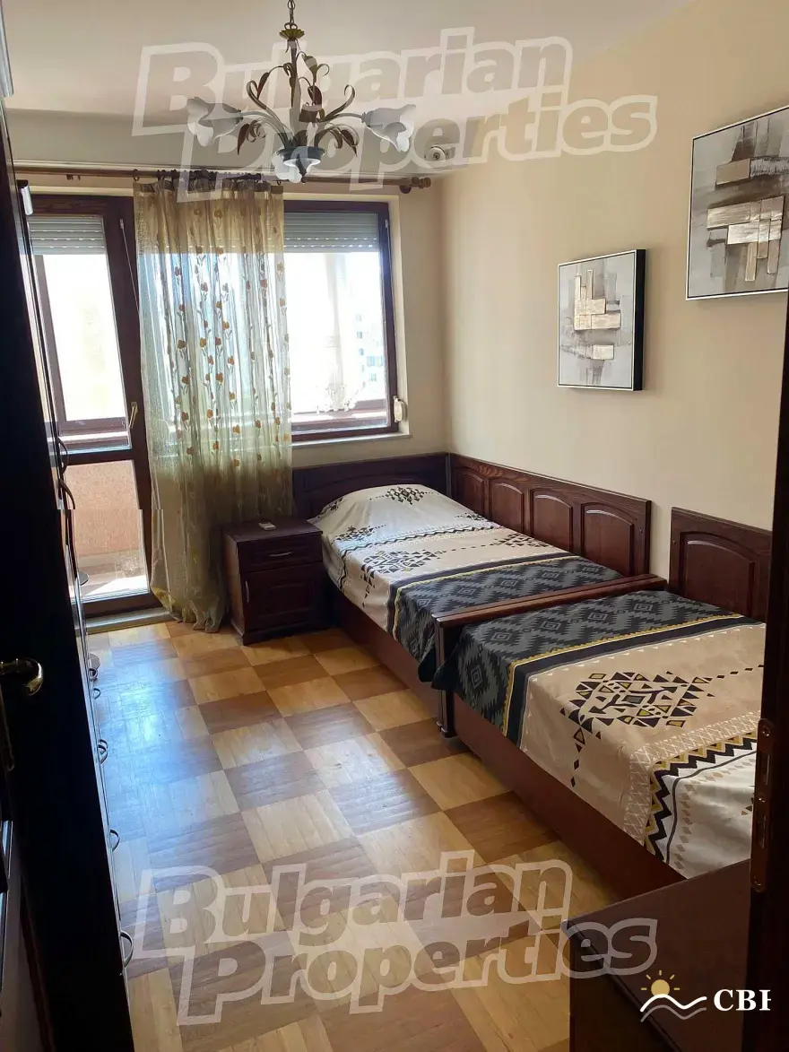 Apartment, 4-room, 135 m², in Varna. Photo 9 of 16. Varna, Black Sea, Bulgaria. Cheap Beach Holiday.