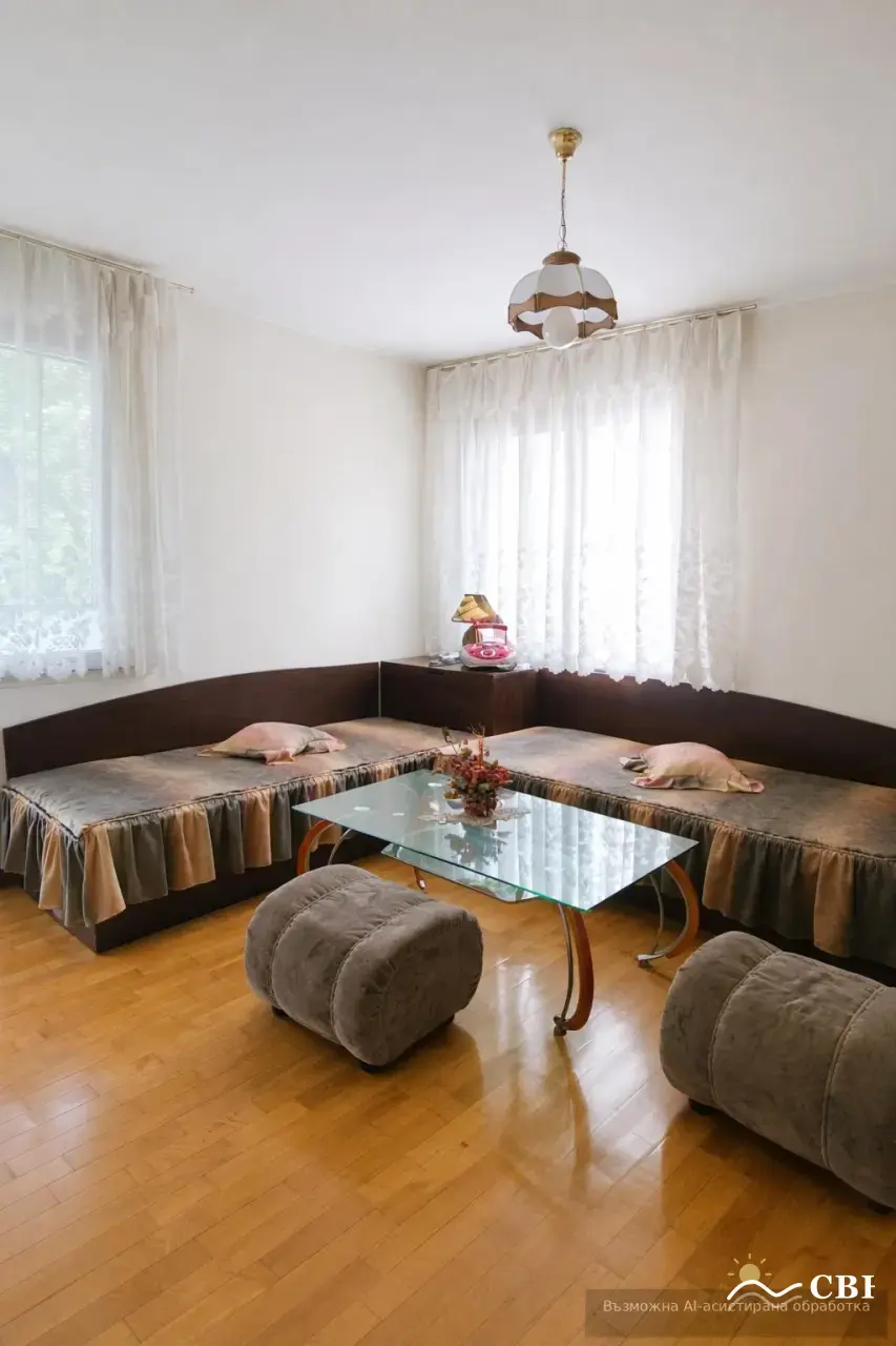Apartment, 4-room, 102 m², in Varna. Photo 5 of 10. Varna, Black Sea, Bulgaria. Cheap Beach Holiday.