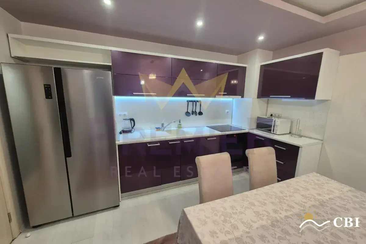 Apartment, 3-room, 85 m², in Varna. Photo 2 of 12. Varna, Black Sea, Bulgaria. Cheap Beach Holiday.