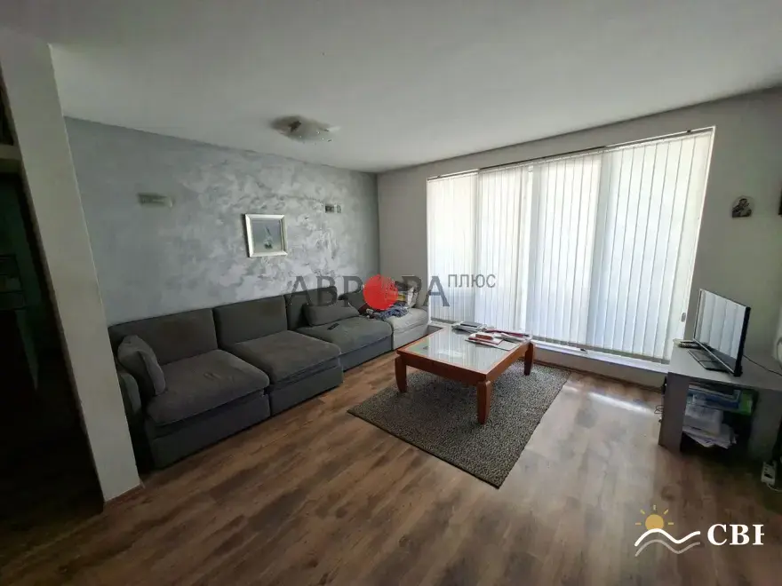 Apartment, 2-room, 70 m², in Burgas. Photo 4 of 9. Burgas, Black Sea, Bulgaria. Cheap Beach Holiday.
