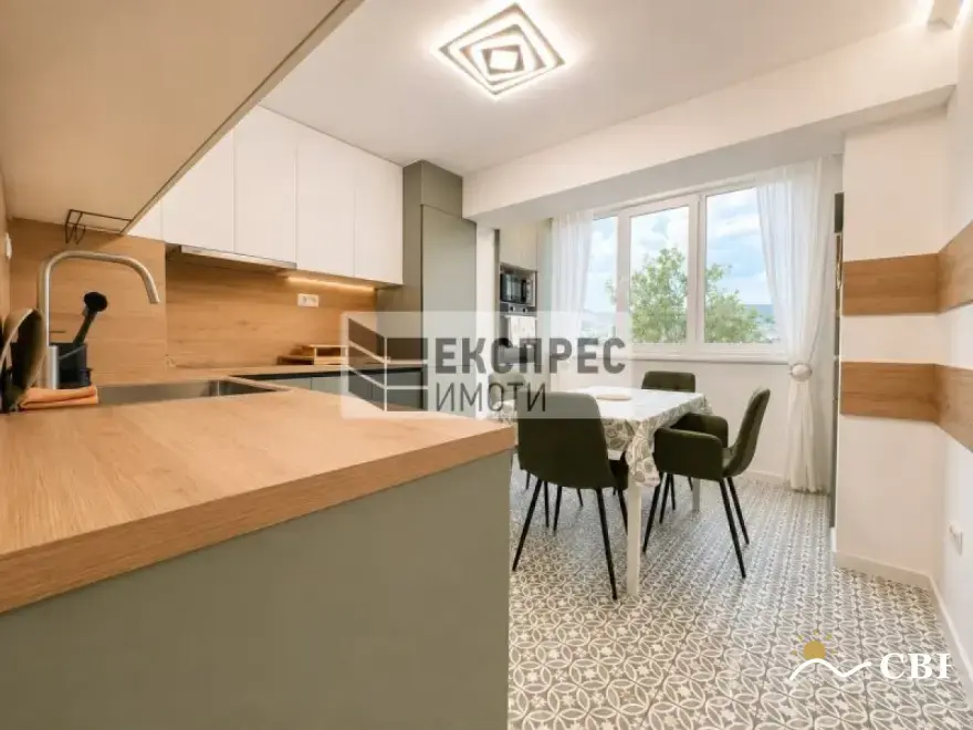 Apartment, 3-room, 100 m², in Varna. Photo 6 of 15. Varna, Black Sea, Bulgaria. Cheap Beach Holiday.