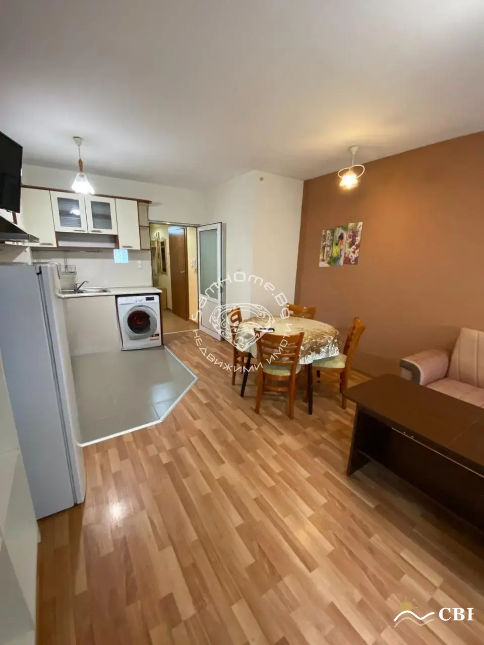 Apartment, 1-room, 56 m², in Varna. Photo 3 of 10. Varna, Black Sea, Bulgaria. Cheap Beach Holiday.