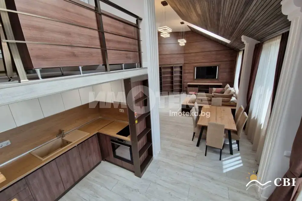 Apartment, 3-room, 150 m², in Varna. Photo 4 of 13. Varna, Black Sea, Bulgaria. Cheap Beach Holiday.