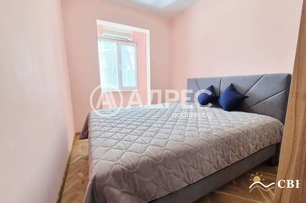 Apartment, 3-room, 80 m², in Varna. Photo 8 of 16. Varna, Black Sea, Bulgaria. Cheap Beach Holiday.