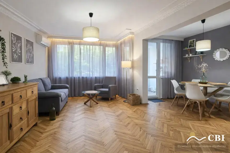 Apartment, 3-room, 90 m², in Varna. Photo 2 of 10. Varna, Black Sea, Bulgaria. Cheap Beach Holiday.