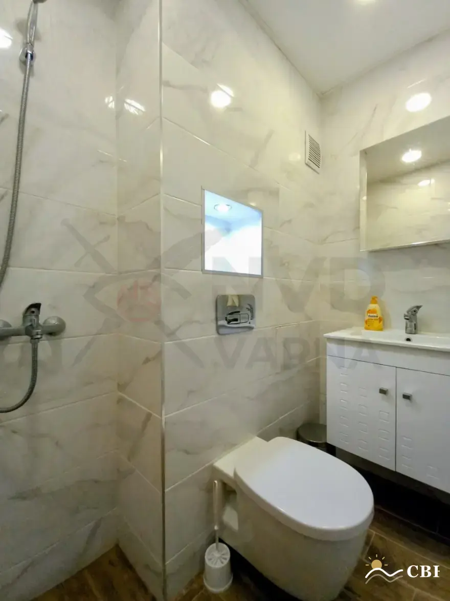 Apartment, 3-room, 88 m², in Varna. Photo 6 of 9. Varna, Black Sea, Bulgaria. Cheap Beach Holiday.
