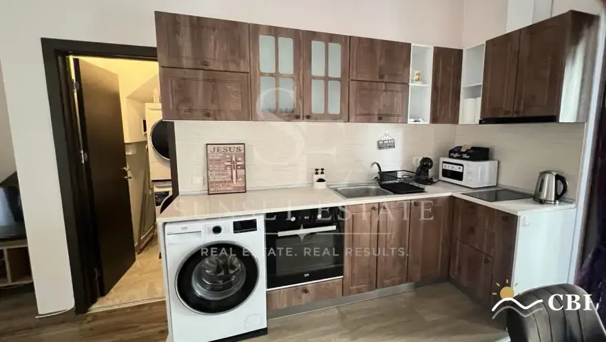 House, 1-room, 90 m², in Sarafovo. Photo 4 of 15. Sarafovo, Black Sea, Bulgaria. Cheap Beach Holiday.