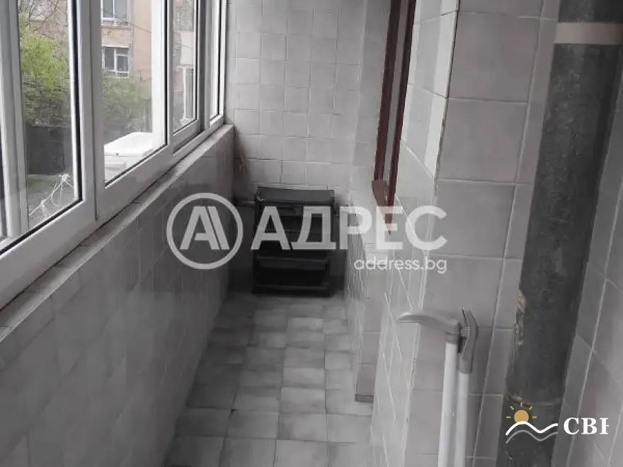 Apartment, 2-room, 50 m², in Burgas. Photo 4 of 6. Burgas, Black Sea, Bulgaria. Cheap Beach Holiday.