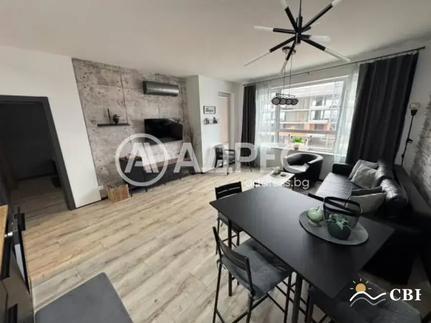 Apartment, 2-room, 75 m², in Burgas. Photo 4 of 14. Burgas, Black Sea, Bulgaria. Cheap Beach Holiday.