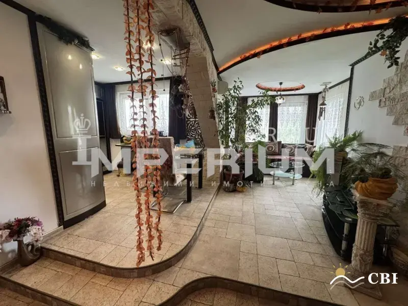 Apartment, 1-room, 24133 m², in Varna. Photo 1 of 13. Varna, Black Sea, Bulgaria. Cheap Beach Holiday.