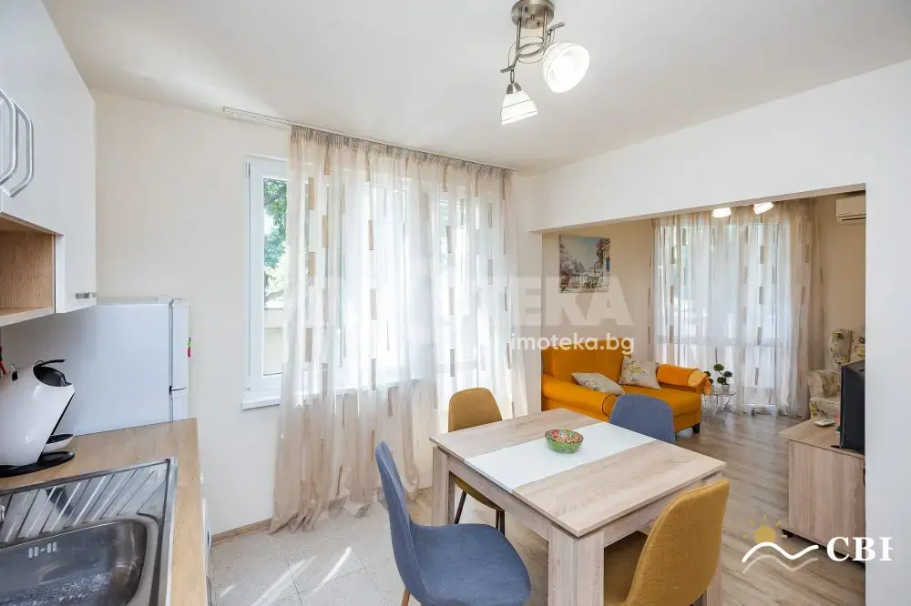 Apartment, 3-room, 90 m², in Varna. Photo 6 of 15. Varna, Black Sea, Bulgaria. Cheap Beach Holiday.