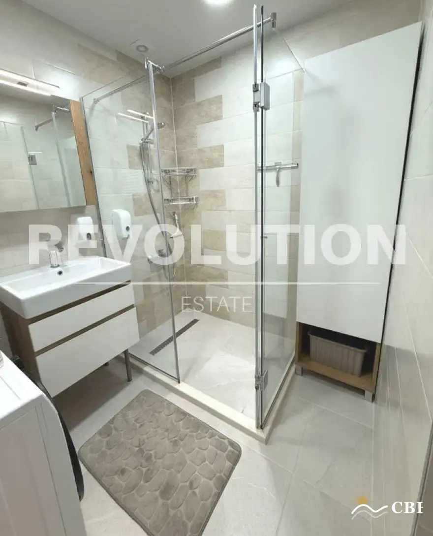 Apartment, 3-room, 100 m², in Varna. Photo 7 of 9. Varna, Black Sea, Bulgaria. Cheap Beach Holiday.