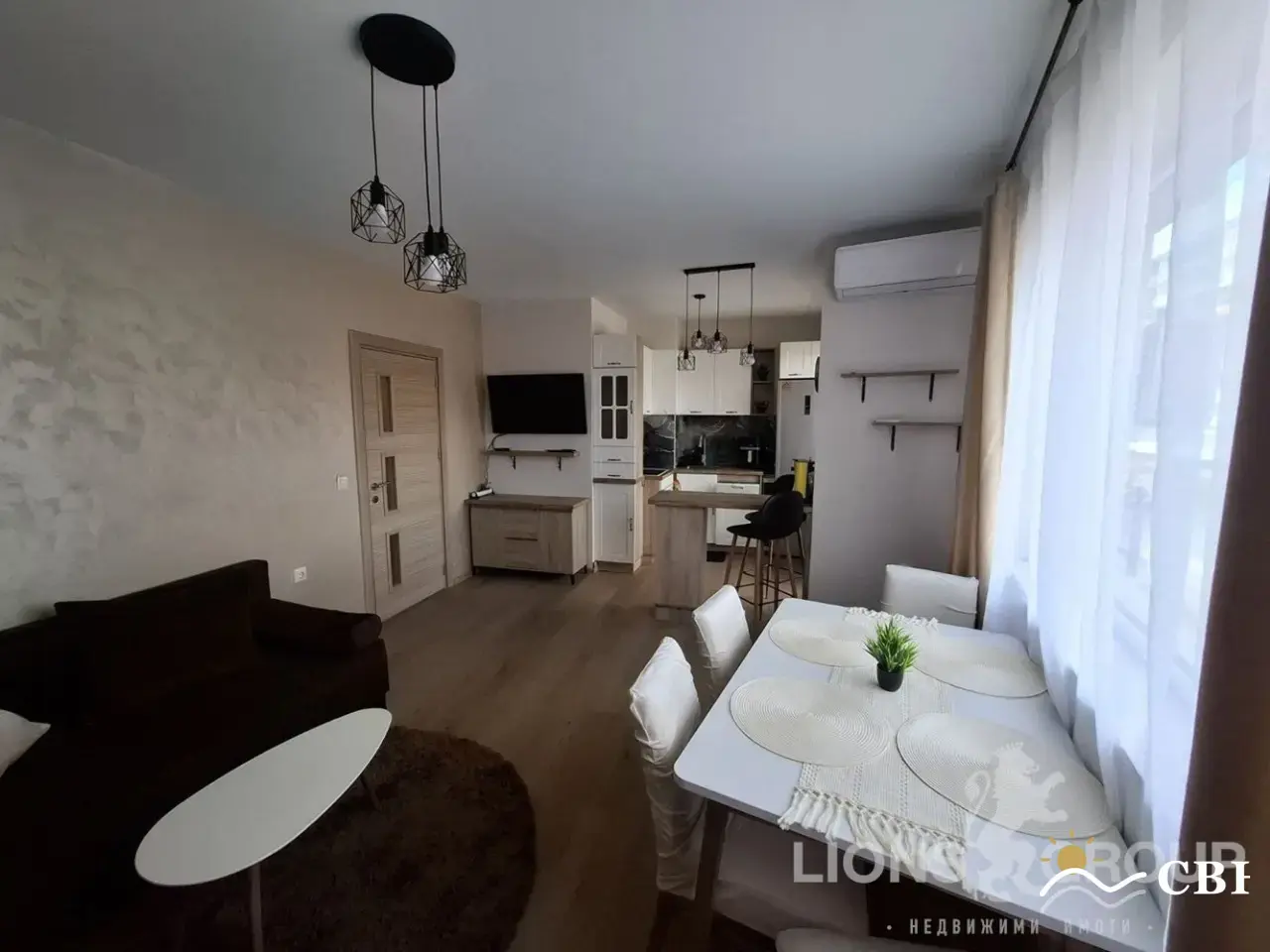 Apartment, 1-room, 85 m², in Varna. Photo 1 of 16. Varna, Black Sea, Bulgaria. Cheap Beach Holiday.