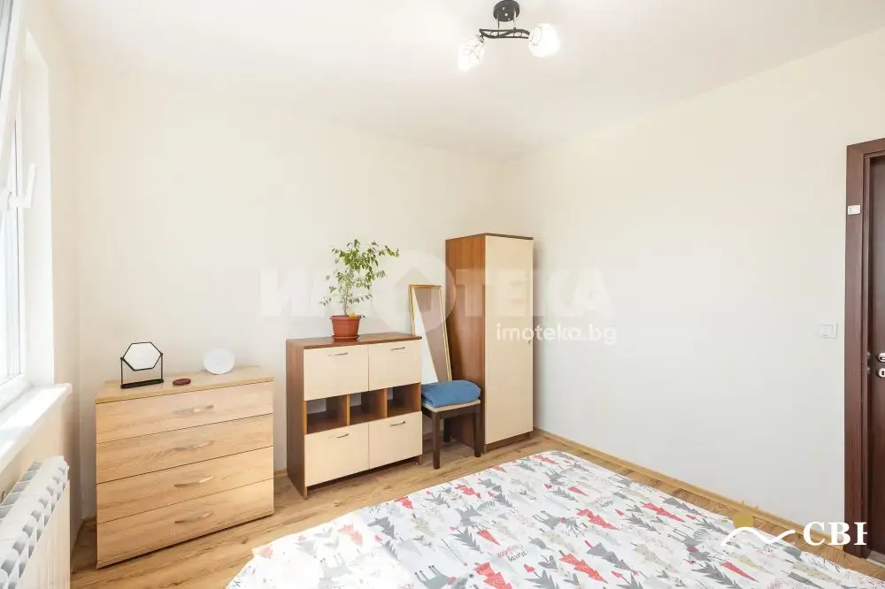Apartment, 3-room, 78 m², in Varna. Photo 9 of 16. Varna, Black Sea, Bulgaria. Cheap Beach Holiday.