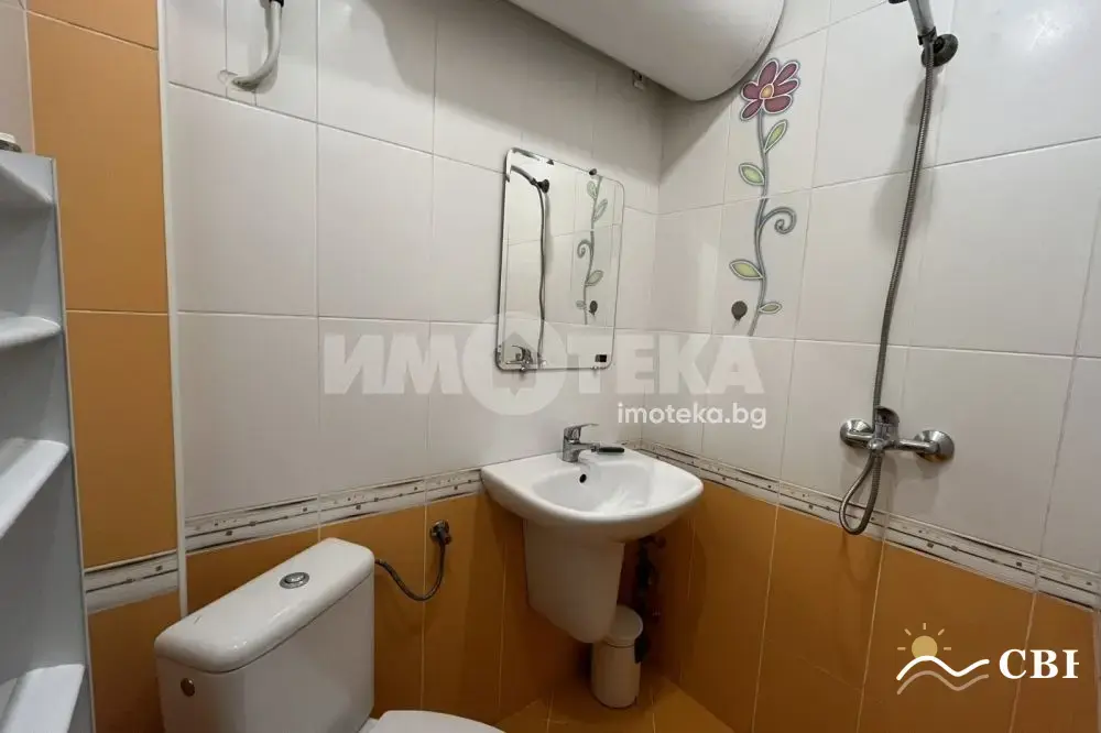 Apartment, 1-room, 160 m², in Varna. Photo 7 of 16. Varna, Black Sea, Bulgaria. Cheap Beach Holiday.