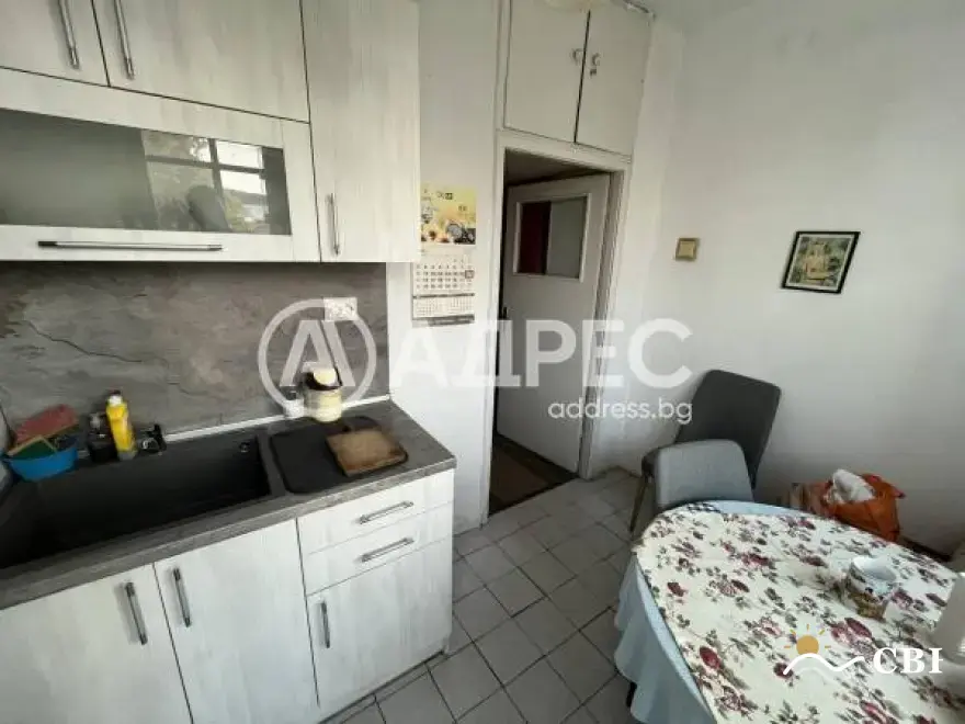 Apartment, 2-room, 70 m², in Varna. Photo 2 of 9. Varna, Black Sea, Bulgaria. Cheap Beach Holiday.