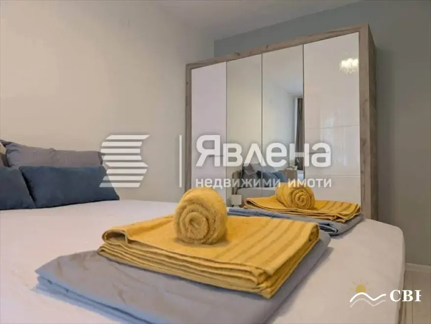 Apartment, 2-room, 60 m², in Burgas. Photo 5 of 12. Burgas, Black Sea, Bulgaria. Cheap Beach Holiday.