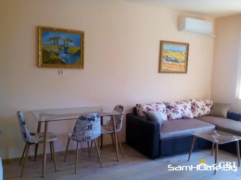 Apartment, 1-room, 55 m², in Varna. Photo 2 of 11. Varna, Black Sea, Bulgaria. Cheap Beach Holiday.