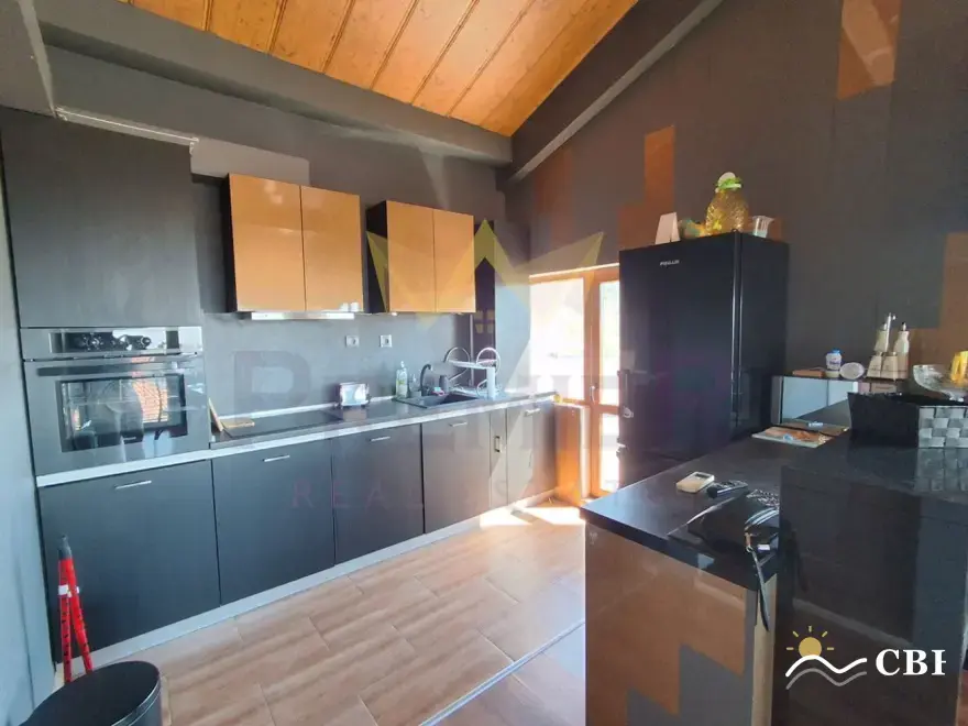 Apartment, 4-room, 145 m², in Vinitsa. Photo 4 of 16. Vinitsa, Black Sea, Bulgaria. Cheap Beach Holiday.