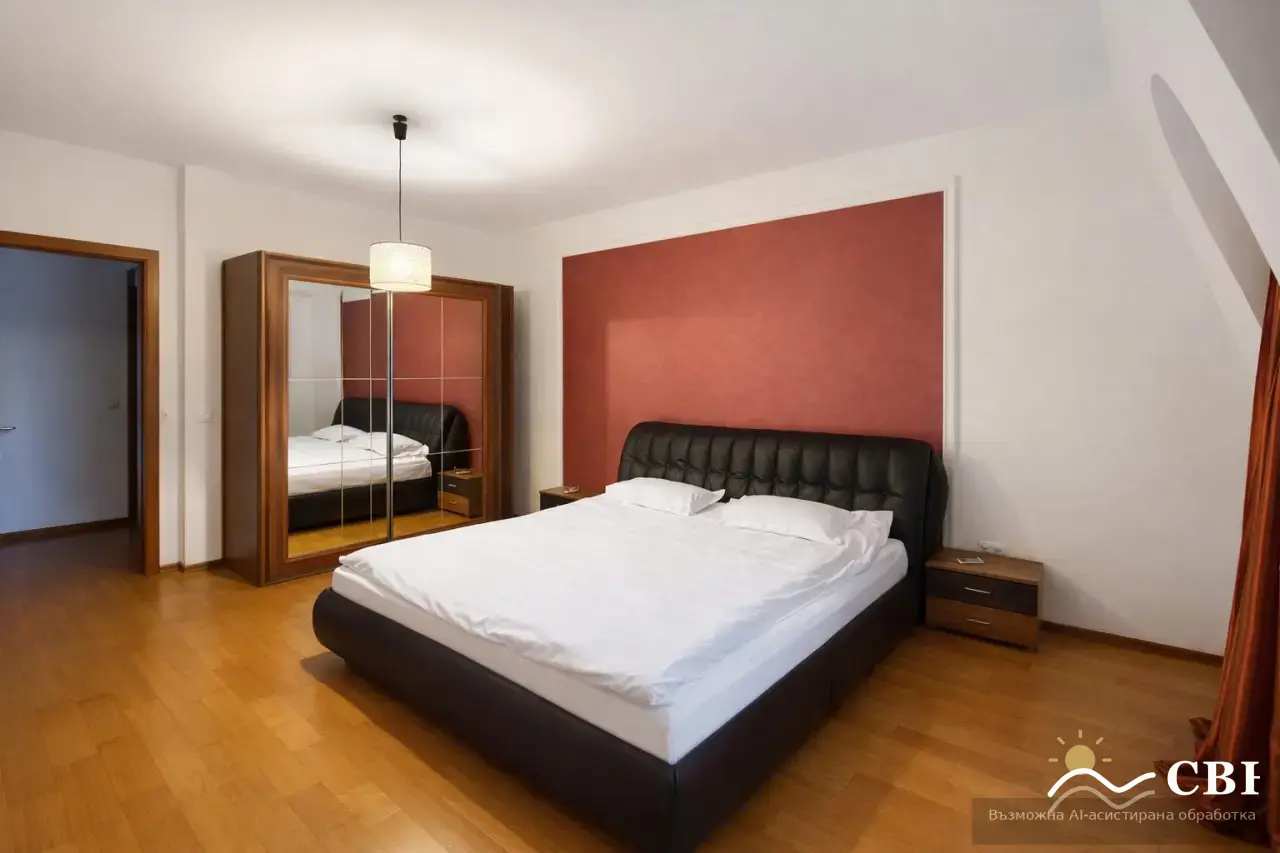 Apartment, 3-room, 130 m², in Varna. Photo 6 of 8. Varna, Black Sea, Bulgaria. Cheap Beach Holiday.