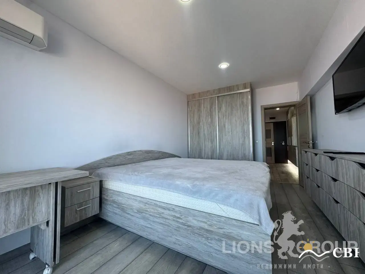 Apartment, 2-room, 65 m², in Varna. Photo 5 of 11. Varna, Black Sea, Bulgaria. Cheap Beach Holiday.