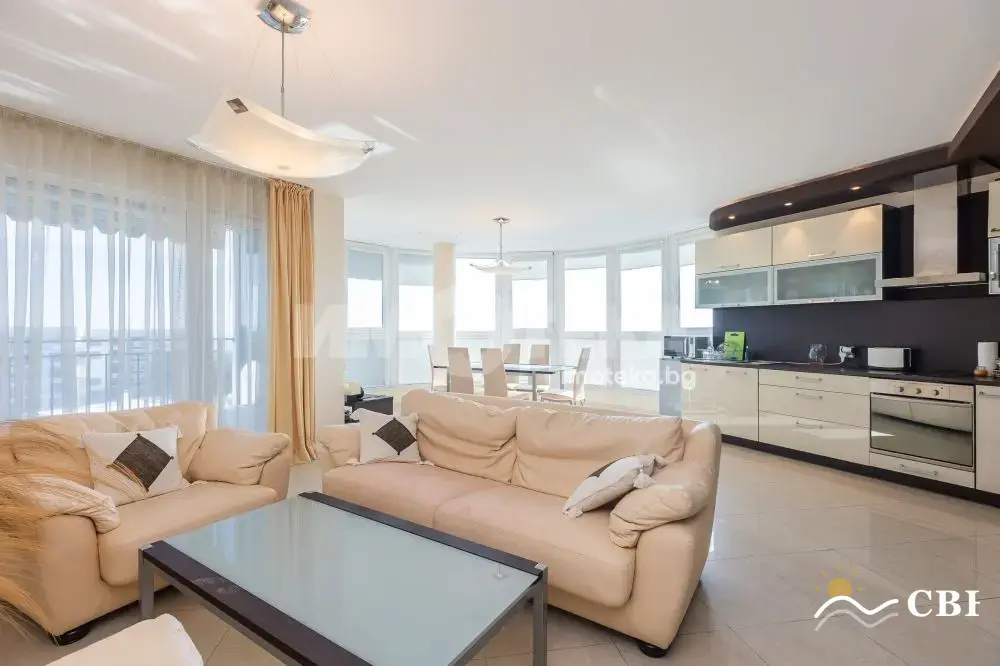 Apartment, 1-room, 147 m², in Varna. Photo 2 of 16. Varna, Black Sea, Bulgaria. Cheap Beach Holiday.