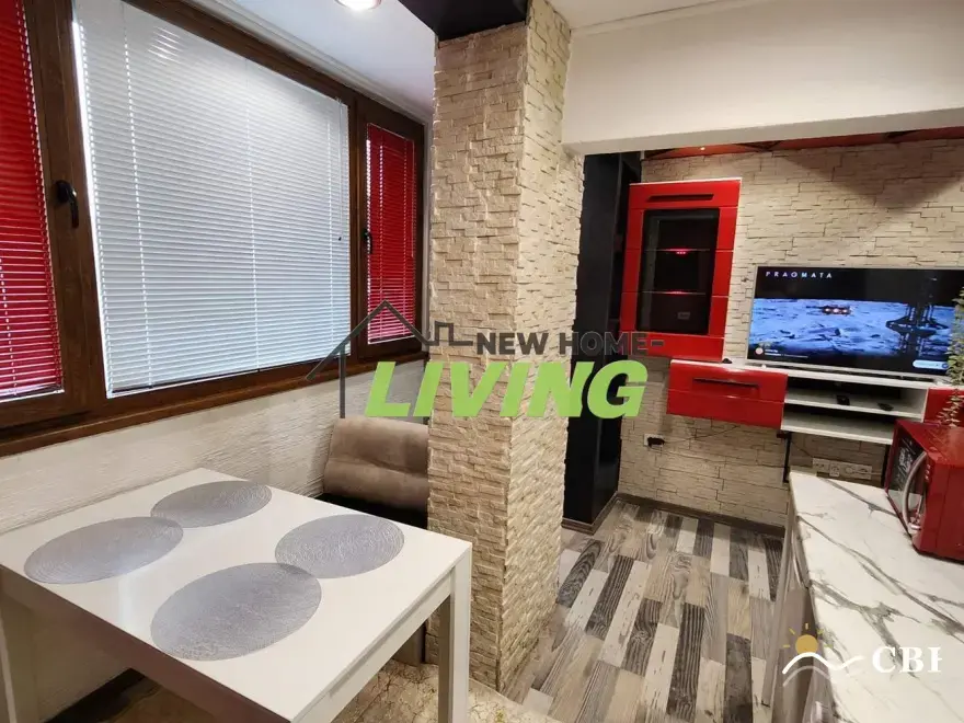 Apartment, 2-room, 60 m², in Burgas. Photo 1 of 7. Burgas, Black Sea, Bulgaria. Cheap Beach Holiday.