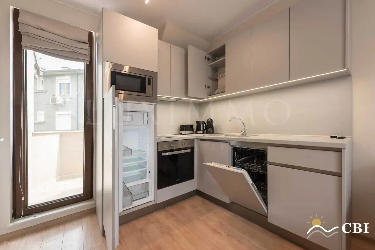 Apartment, 3-room, 80 m², in Varna. Photo 6 of 16. Varna, Black Sea, Bulgaria. Cheap Beach Holiday.