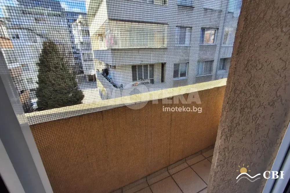Apartment, 2-room, 55 m², in Varna. Photo 8 of 9. Varna, Black Sea, Bulgaria. Cheap Beach Holiday.