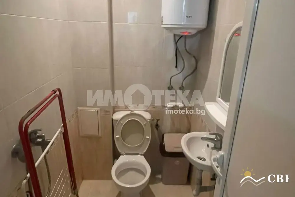 Apartment, 1-room, 49 m², in Vinitsa. Photo 4 of 4. Vinitsa, Black Sea, Bulgaria. Cheap Beach Holiday.