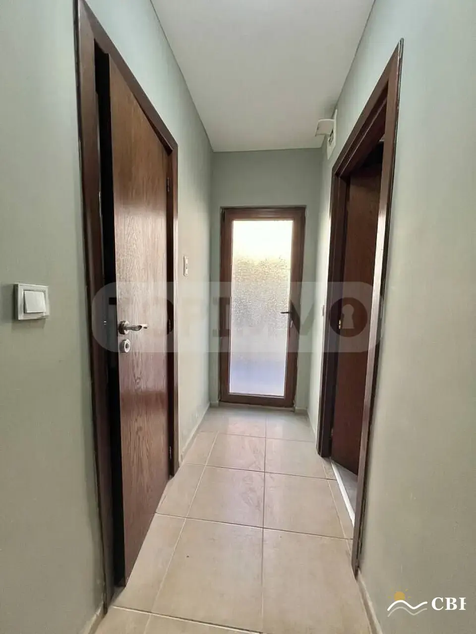 Apartment, 1-room, 60 m², in St. St. Konstantin and Elena. Photo 8 of 9. St. St. Konstantin and Elena, Black Sea, Bulgaria. Cheap Beach Holiday.