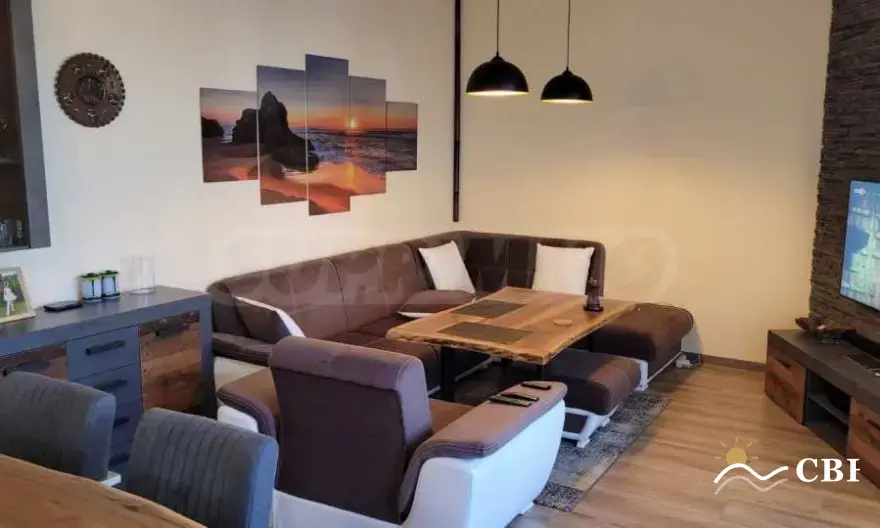 Apartment, 3-room, 99 m², in Sarafovo. Photo 1 of 16. Sarafovo, Black Sea, Bulgaria. Cheap Beach Holiday.