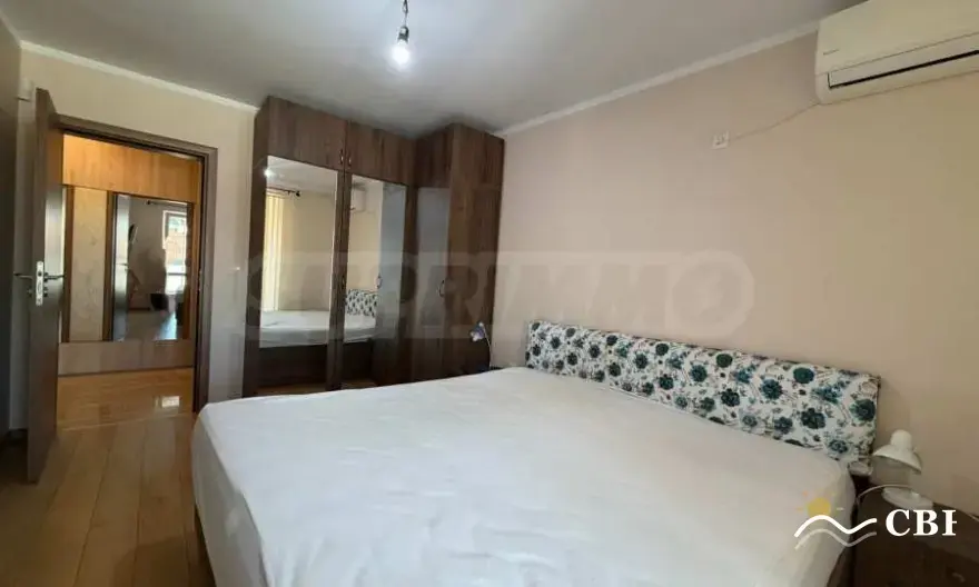 Apartment, 2-room, 60 m², in Burgas. Photo 5 of 9. Burgas, Black Sea, Bulgaria. Cheap Beach Holiday.