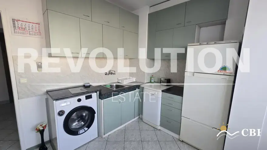 Apartment, 3-room, 60 m², in Varna. Photo 1 of 12. Varna, Black Sea, Bulgaria. Cheap Beach Holiday.