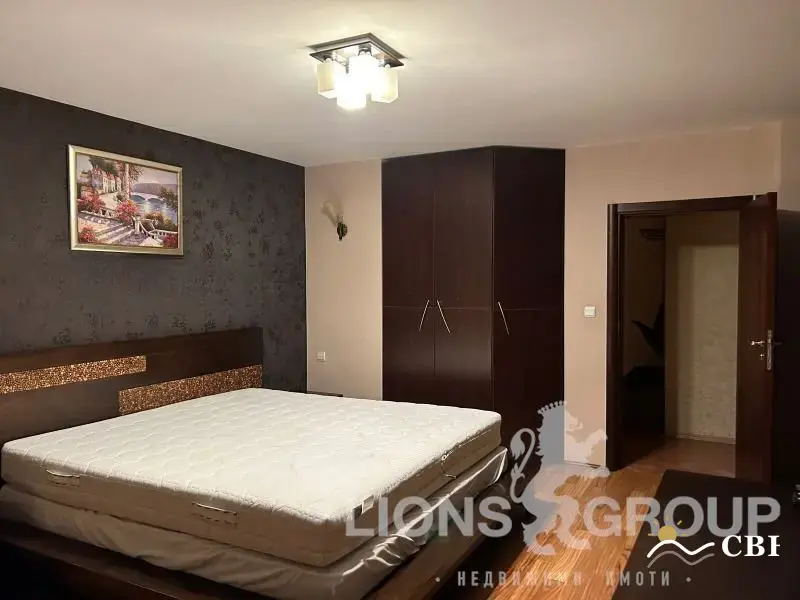 Apartment, 3-room, 106 m², in Varna. Photo 4 of 11. Varna, Black Sea, Bulgaria. Cheap Beach Holiday.