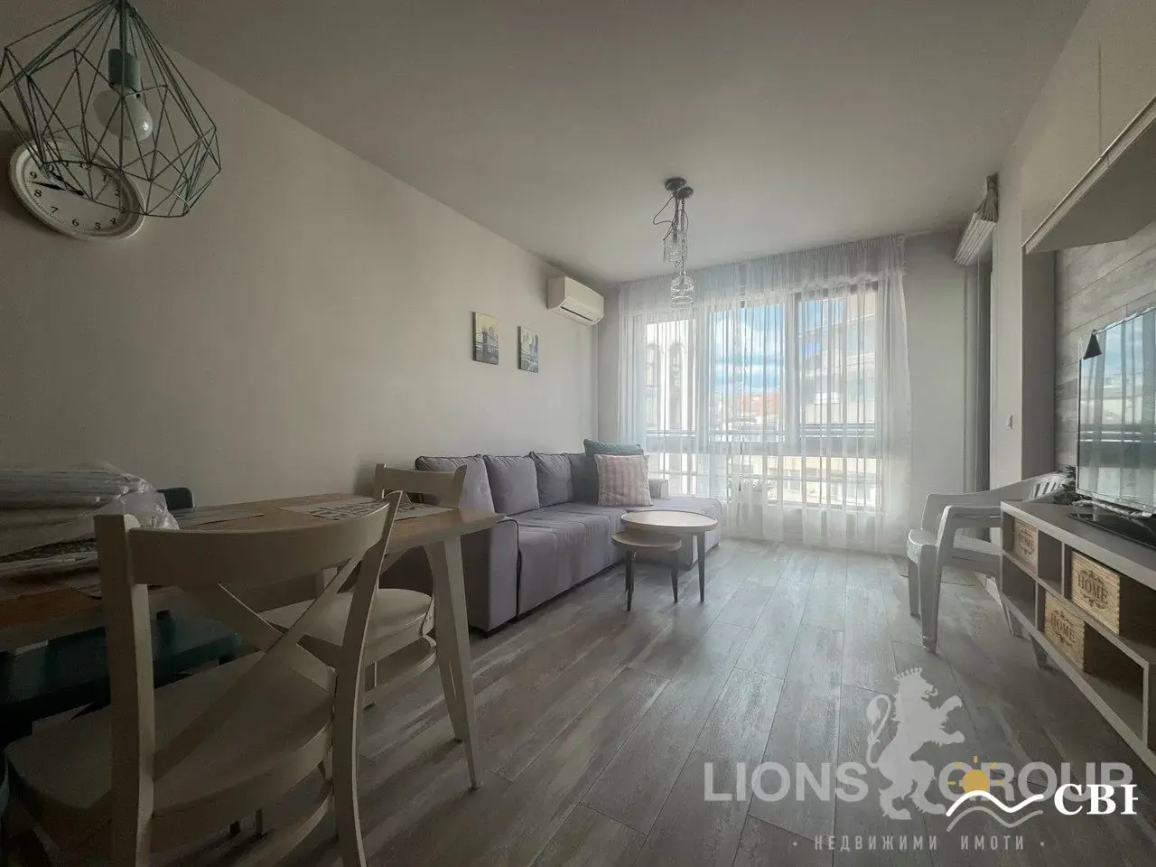 Apartment, 2-room, 80 m², in Varna. Photo 2 of 5. Varna, Black Sea, Bulgaria. Cheap Beach Holiday.