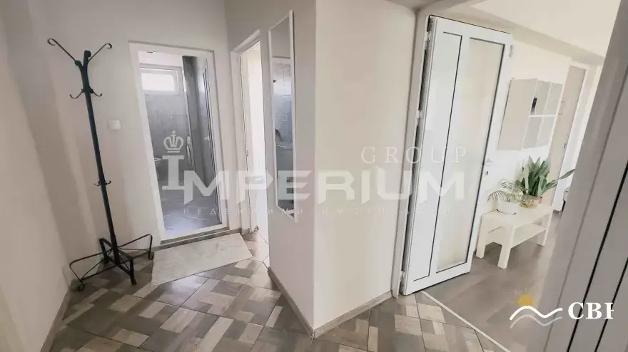Apartment, 3-room, 100 m², in Varna. Photo 6 of 7. Varna, Black Sea, Bulgaria. Cheap Beach Holiday.