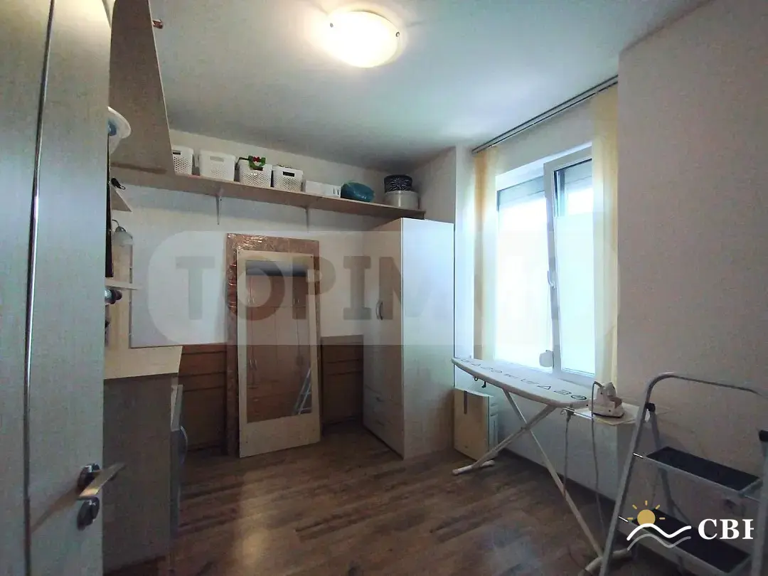 Apartment, 3-room, 125 m², in St. St. Konstantin and Elena. Photo 9 of 11. St. St. Konstantin and Elena, Black Sea, Bulgaria. Cheap Beach Holiday.