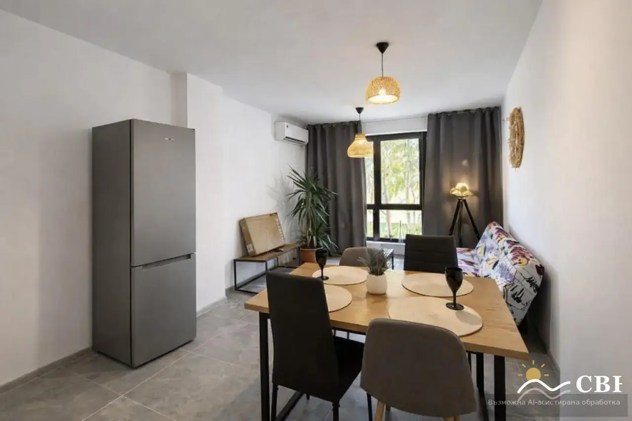 Apartment, 2-room, 60 m², in Burgas. Photo 2 of 8. Burgas, Black Sea, Bulgaria. Cheap Beach Holiday.