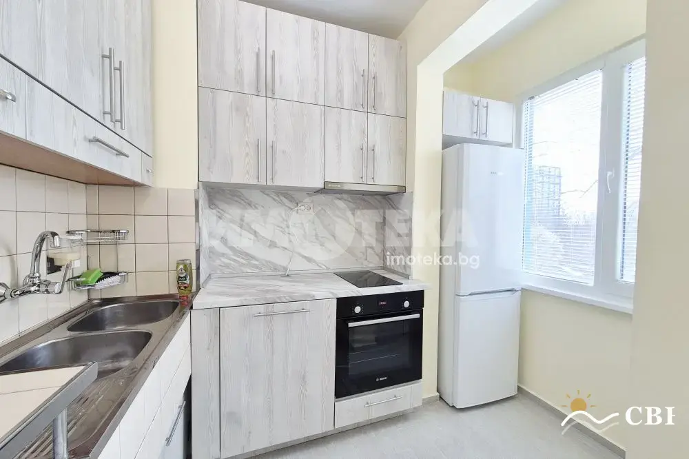 Apartment, 3-room, 80 m², in Varna. Photo 4 of 16. Varna, Black Sea, Bulgaria. Cheap Beach Holiday.