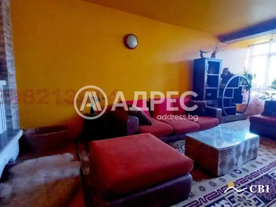 Apartment, 1-room, 100 m², in Burgas. Photo 2 of 16. Burgas, Black Sea, Bulgaria. Cheap Beach Holiday.