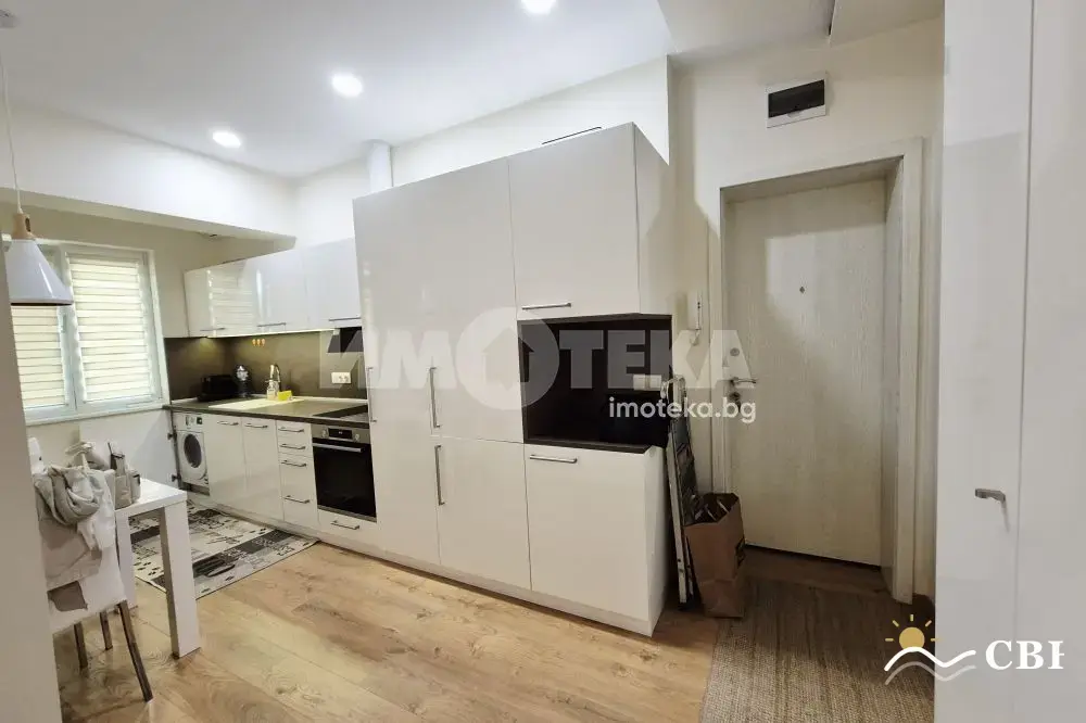 Apartment, 1-room, 40 m², in Varna. Photo 7 of 9. Varna, Black Sea, Bulgaria. Cheap Beach Holiday.