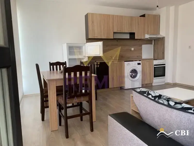 Apartment, 3-room, 80 m², in Varna. Photo 2 of 10. Varna, Black Sea, Bulgaria. Cheap Beach Holiday.