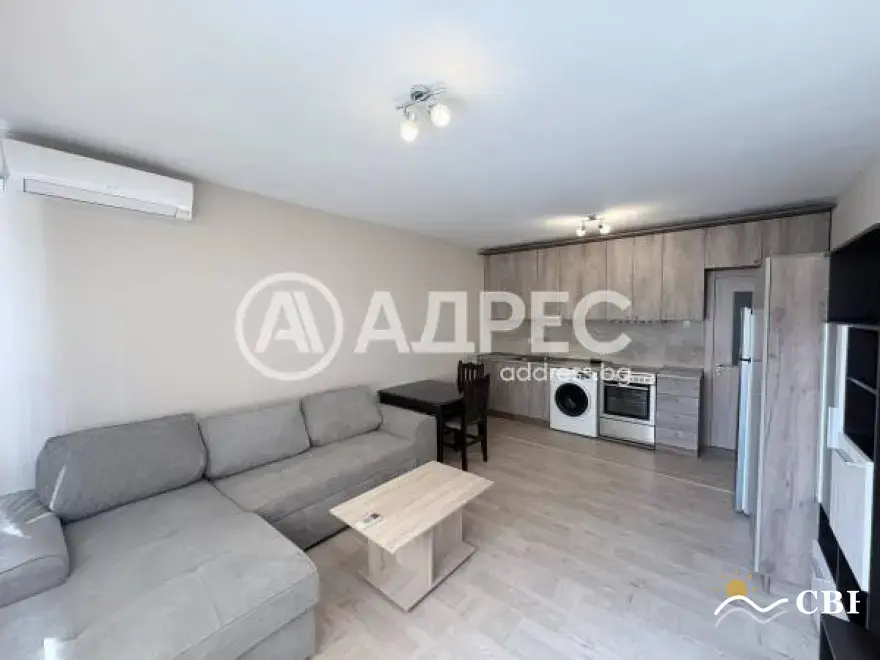 Apartment, 1-room, 34 m², in Gradina. Photo 1 of 6. Gradina, Black Sea, Bulgaria. Cheap Beach Holiday.