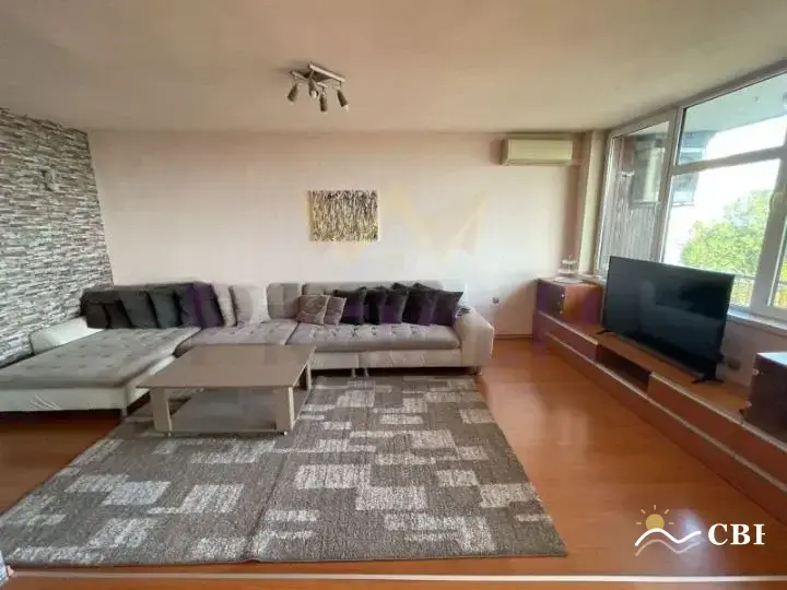 Apartment, 4-room, 130 m², in Varna. Photo 5 of 15. Varna, Black Sea, Bulgaria. Cheap Beach Holiday.
