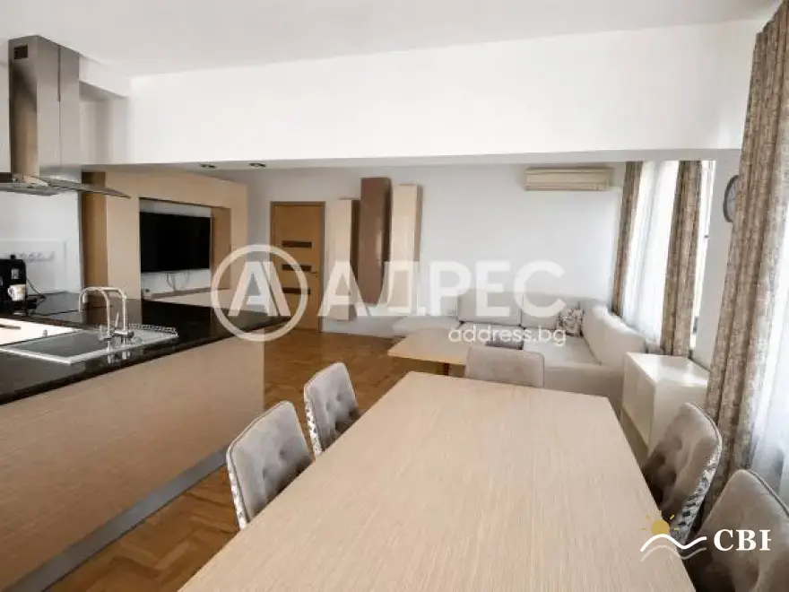 Apartment, 3-room, 115 m², in Varna. Photo 3 of 16. Varna, Black Sea, Bulgaria. Cheap Beach Holiday.