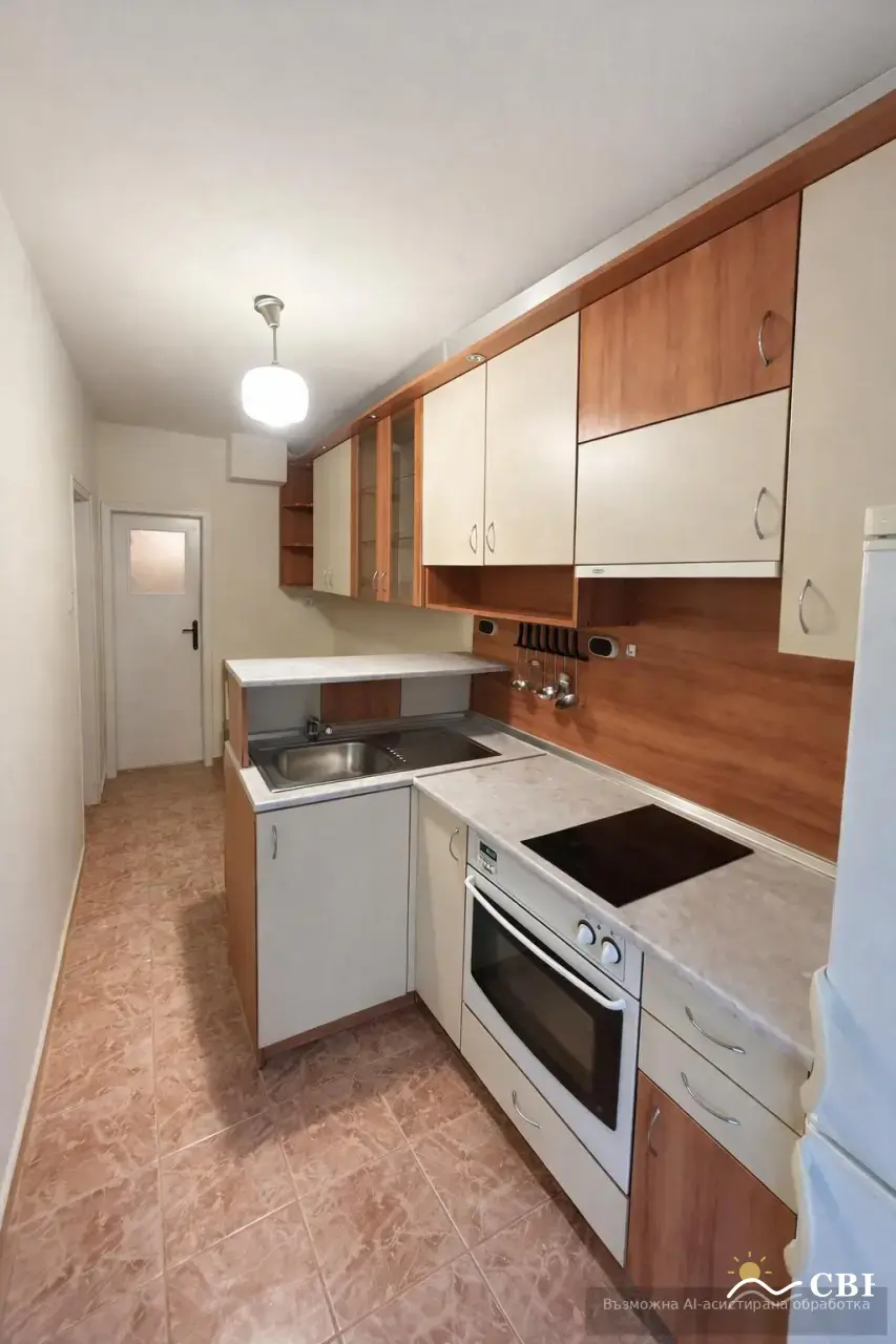 Apartment, 3-room, 100 m², in Varna. Photo 3 of 10. Varna, Black Sea, Bulgaria. Cheap Beach Holiday.